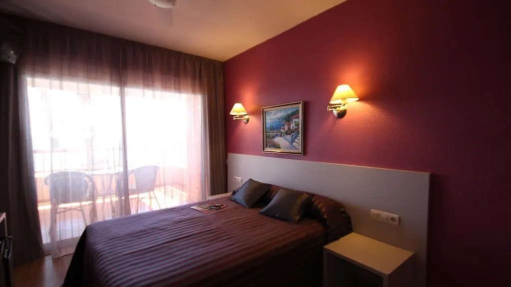 Hostal Velilla Almuñécar