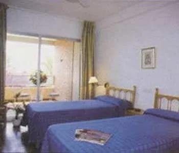 Hostal Velilla Almunecar Guest house