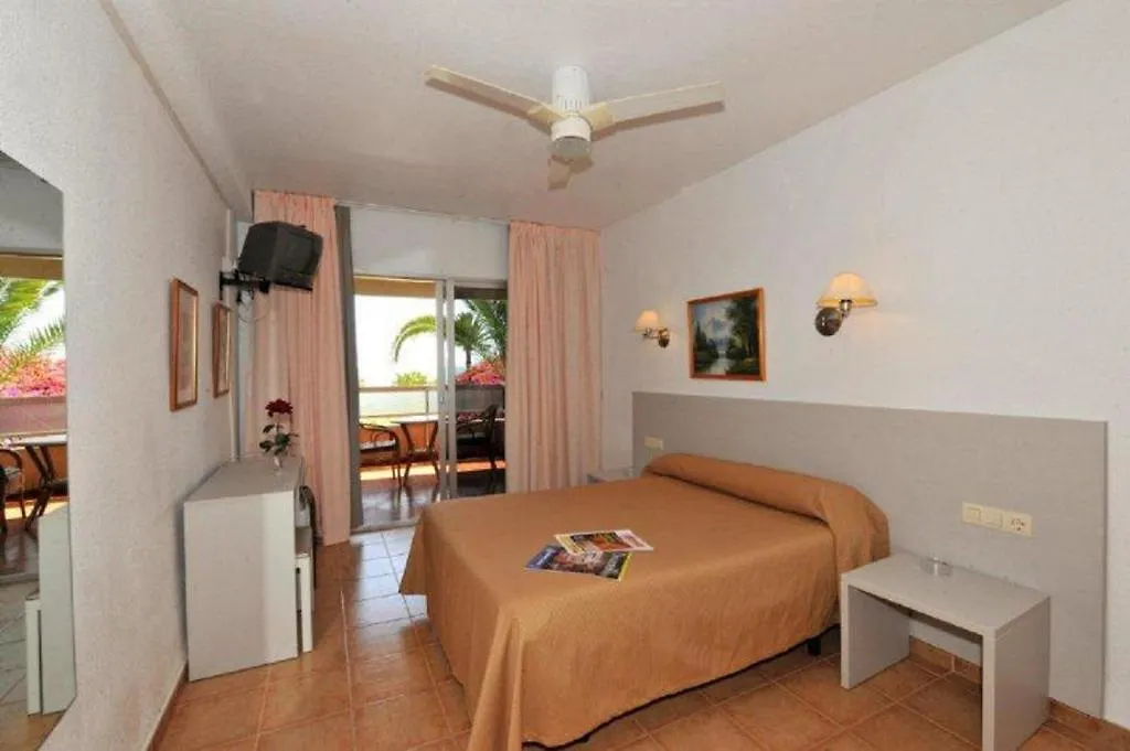 Hostal Velilla Almunecar Guest house